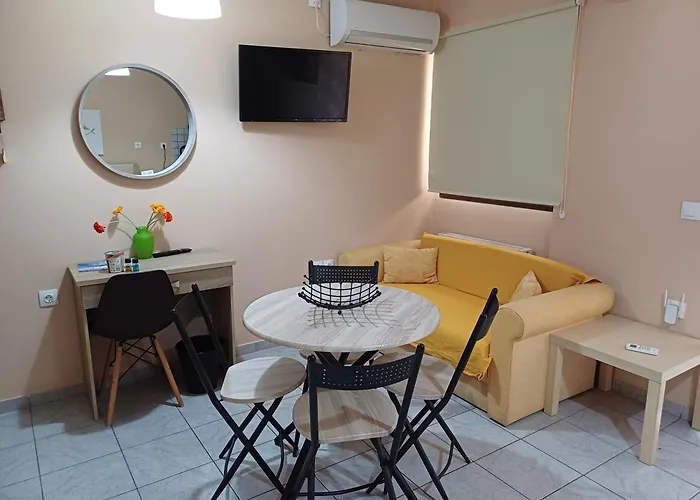 Nini's House 1 - 100m From Town Center Appartamento