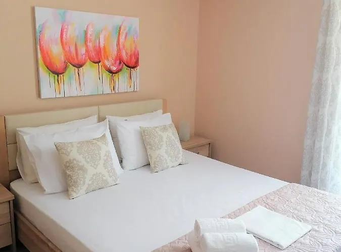 Apartament Nini's House 1 - 100m From Town Center *